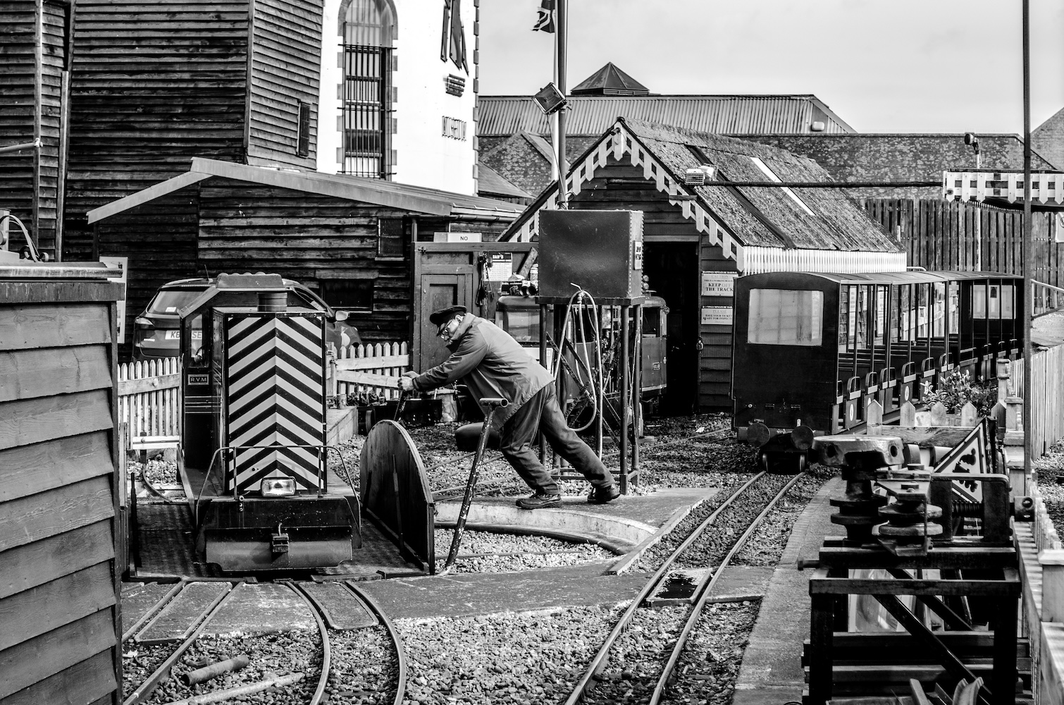 Radu ILIE - My Street [0015;0002]